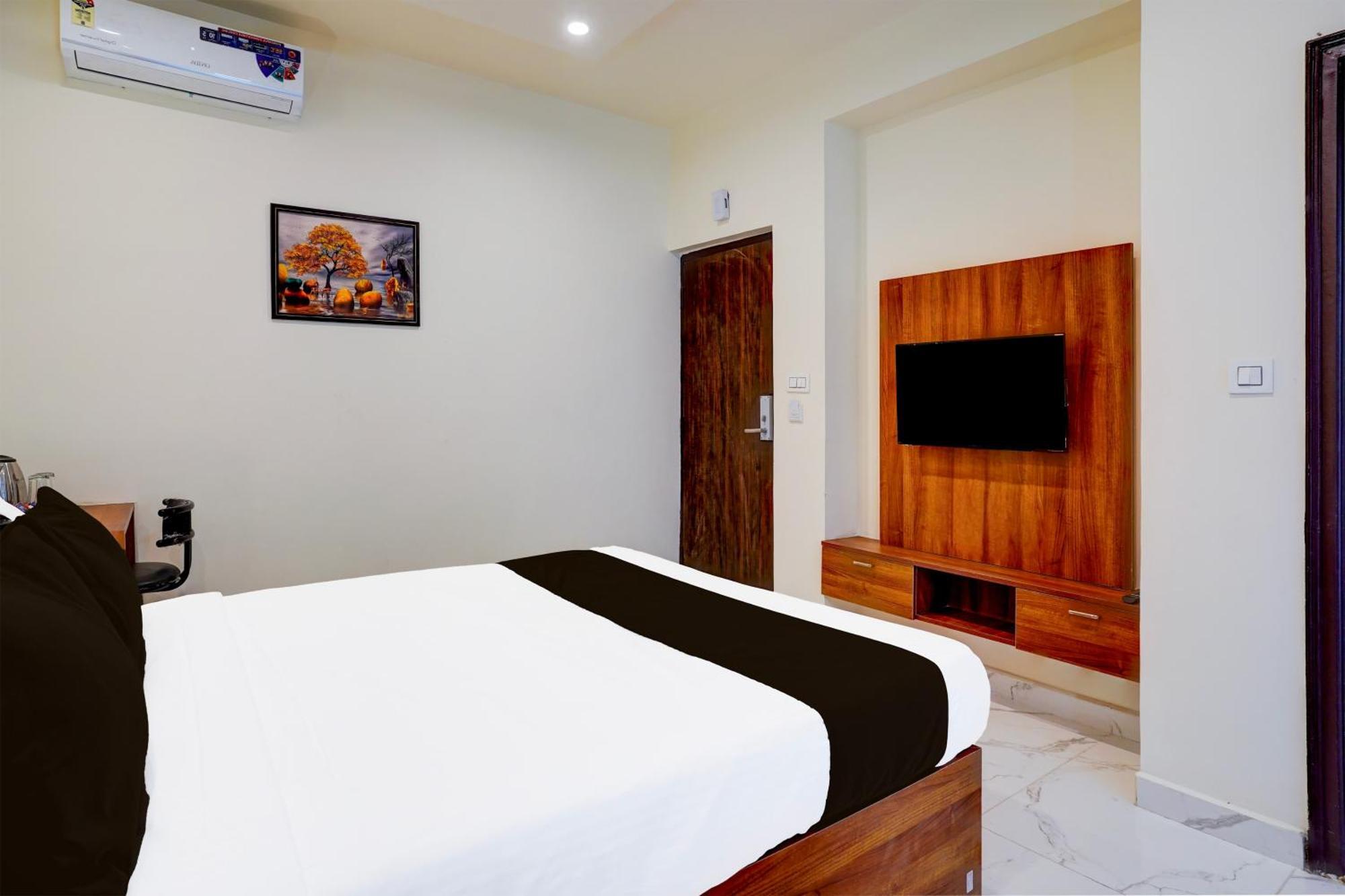 Super Townhouse Marathahalli Near Klm Fashion Mall Бангалор Экстерьер фото