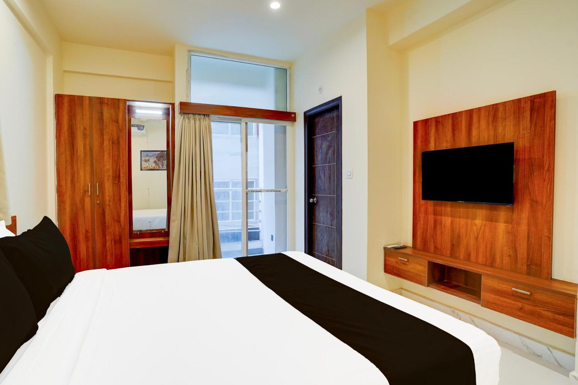 Super Townhouse Marathahalli Near Klm Fashion Mall Бангалор Экстерьер фото