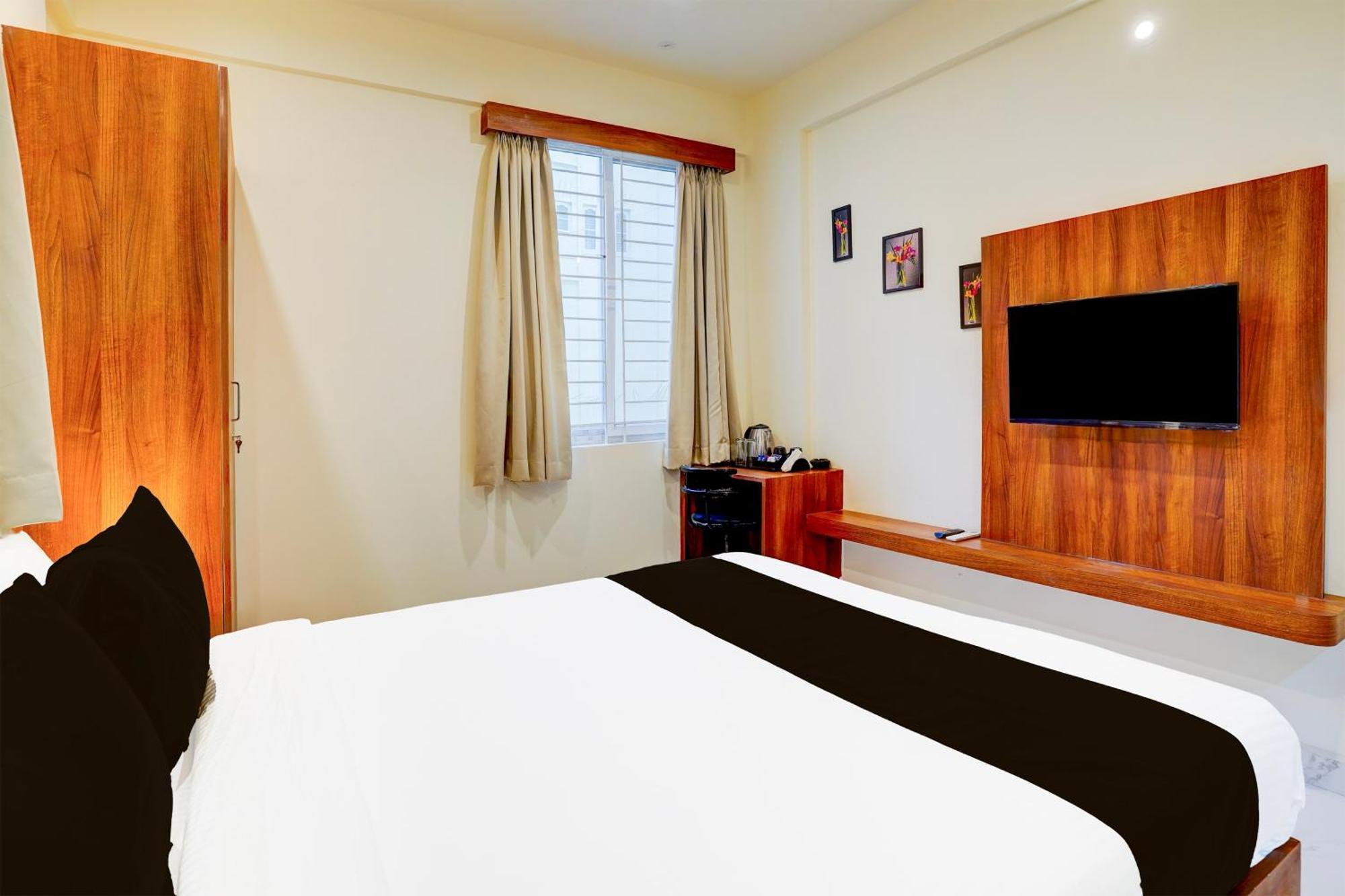 Super Townhouse Marathahalli Near Klm Fashion Mall Бангалор Экстерьер фото