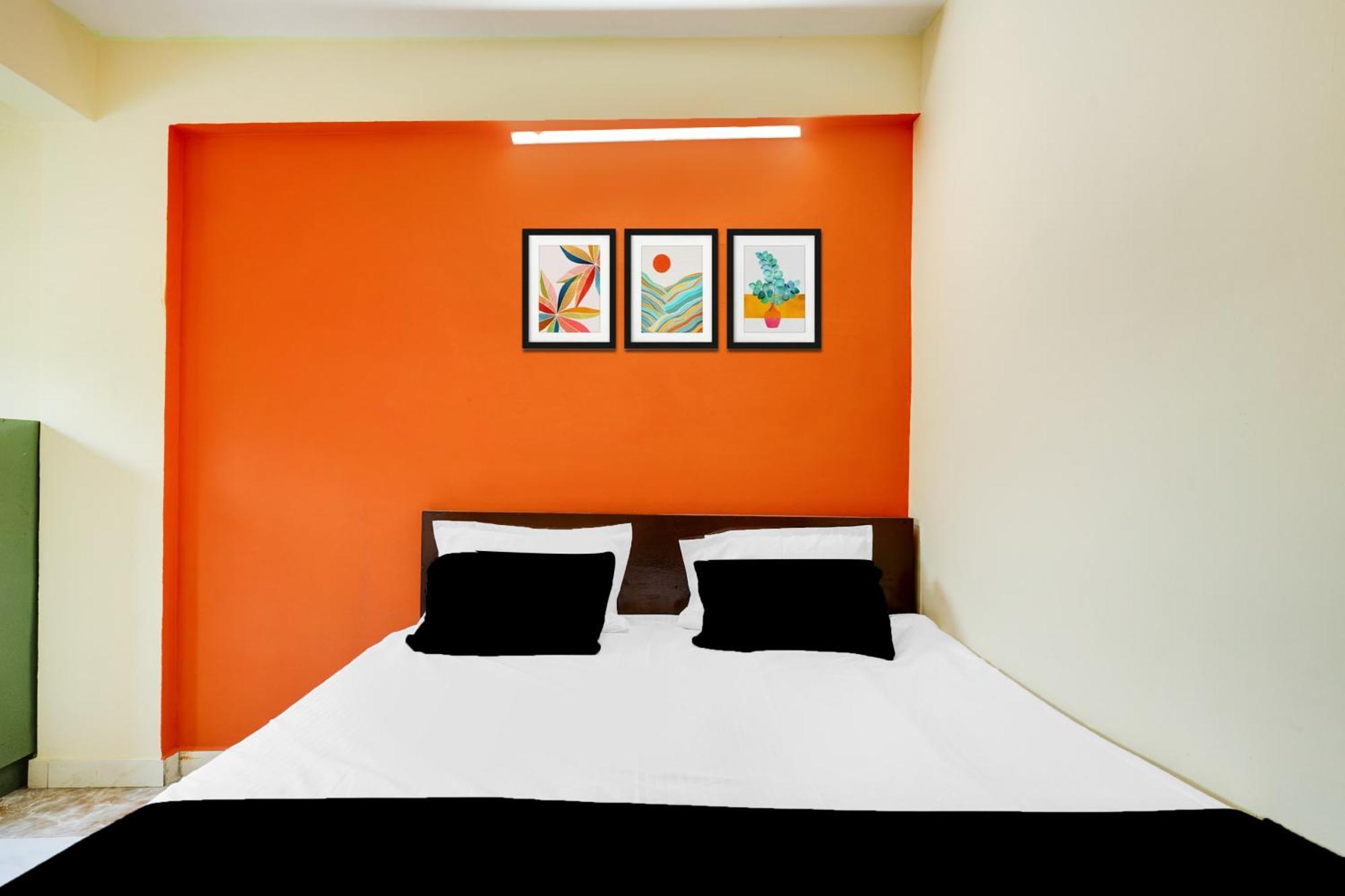 Super Townhouse Marathahalli Near Klm Fashion Mall Бангалор Экстерьер фото