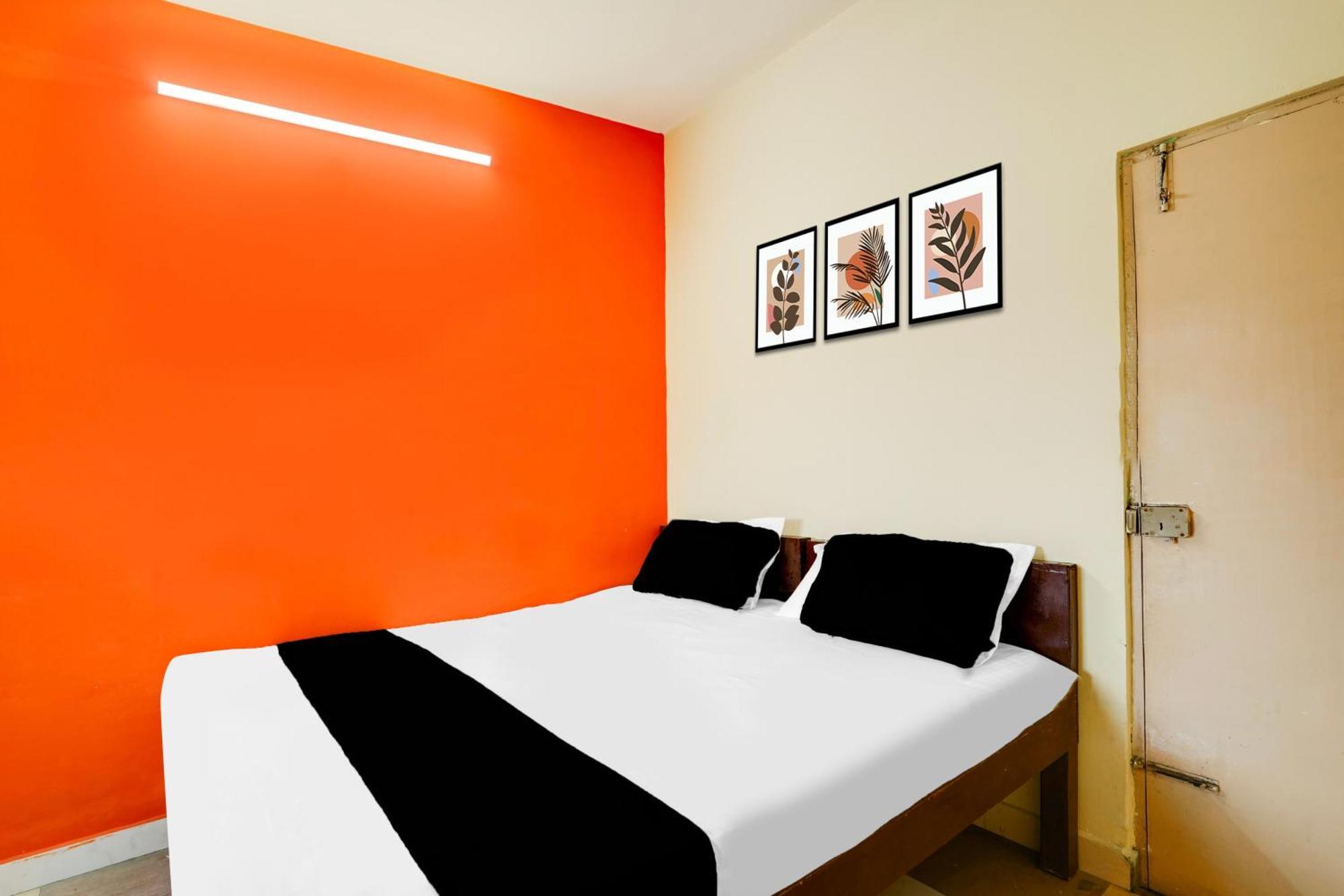 Super Townhouse Marathahalli Near Klm Fashion Mall Бангалор Экстерьер фото