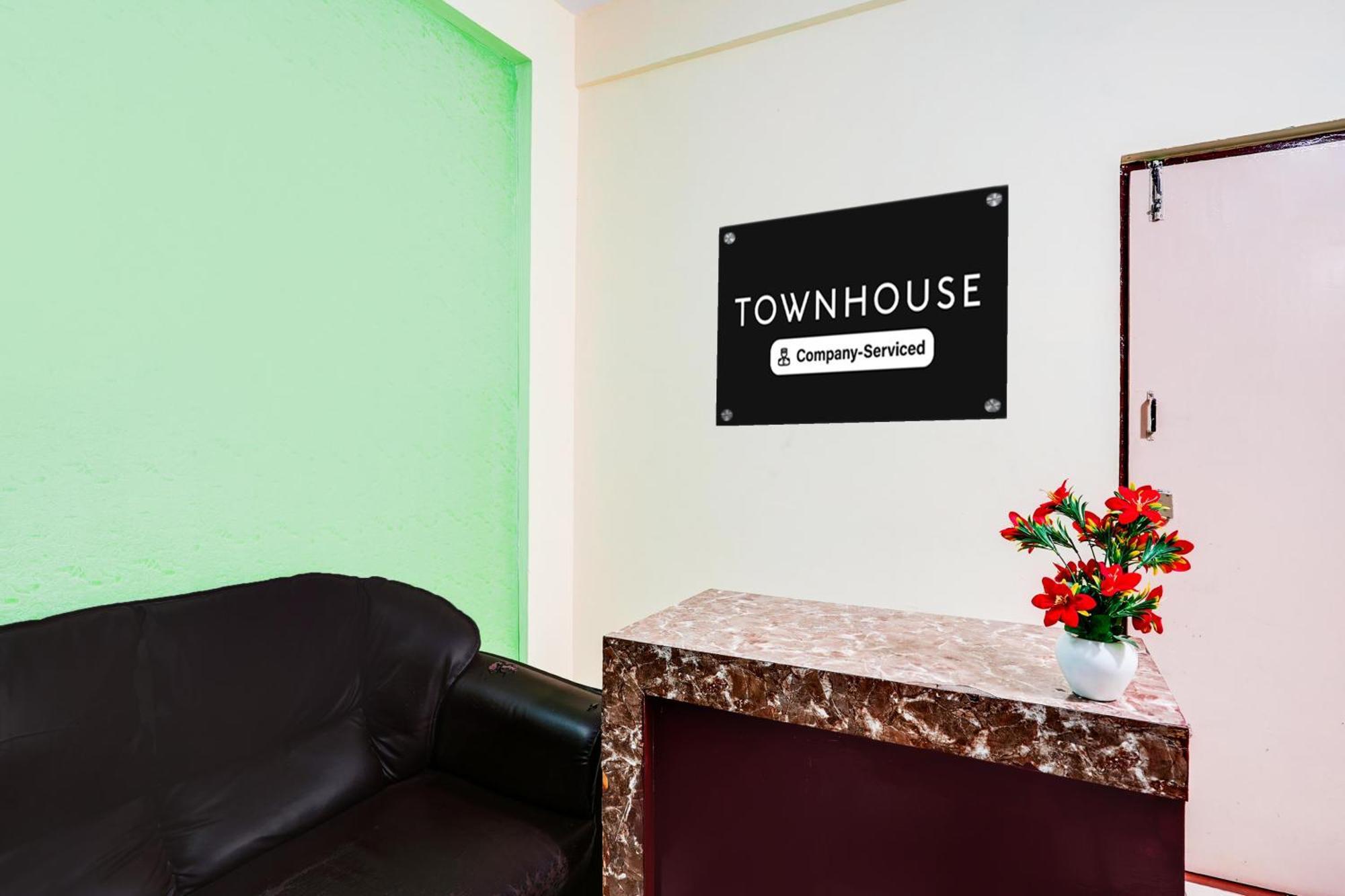Super Townhouse Marathahalli Near Klm Fashion Mall Бангалор Экстерьер фото